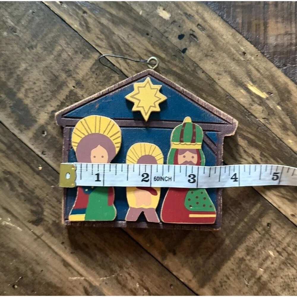 Vintage Wooden Nativity Scene Manger Christmas Ornament 80s Colorful 3.5X3.5